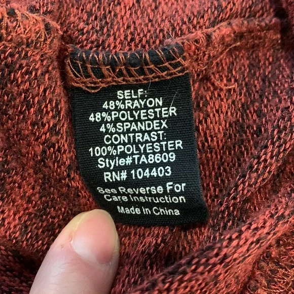 Sweet Wanderer long sleeve shirt with elbow patch & button detail - Picture 7 of 7